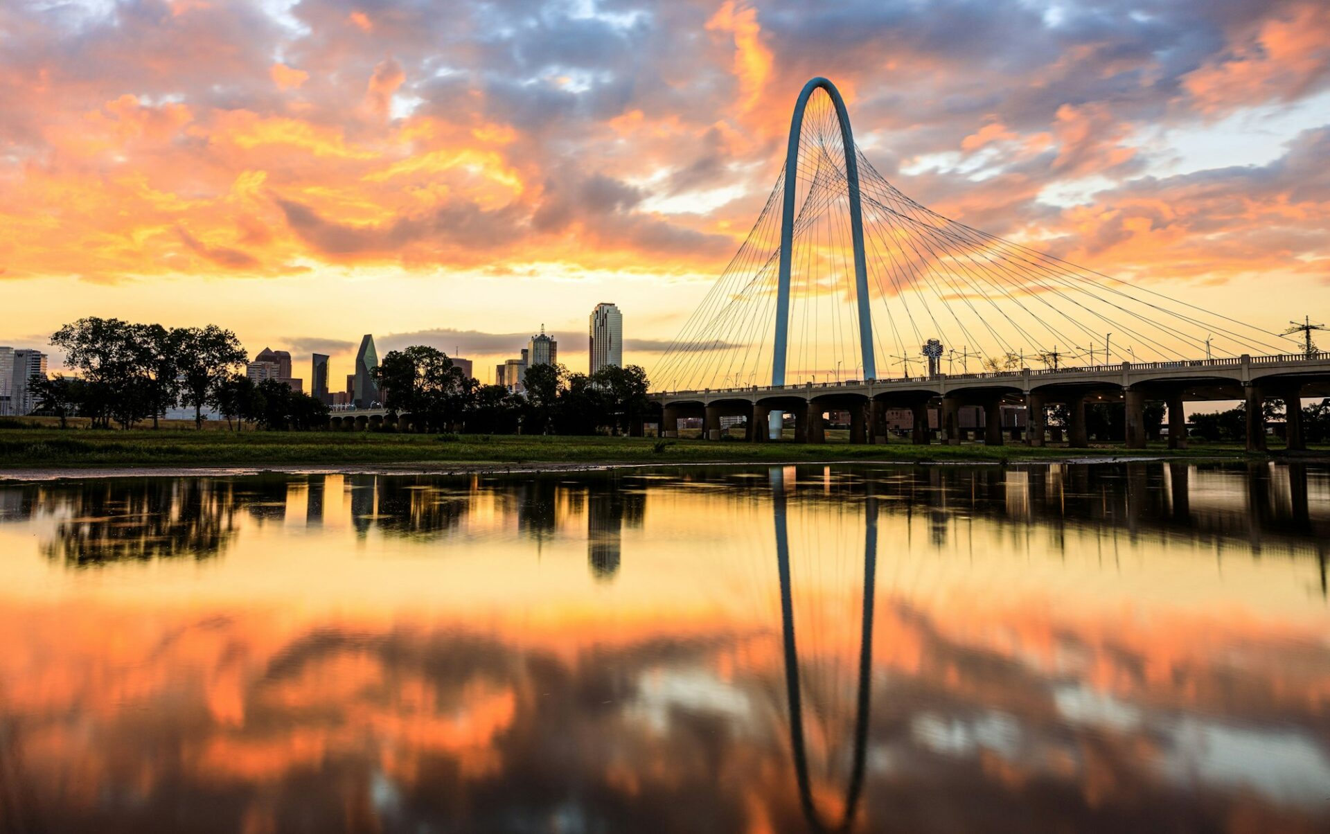 Beautiful view of sunrise over the Margaret Hunt Hill Bridge. Dallas, Texas